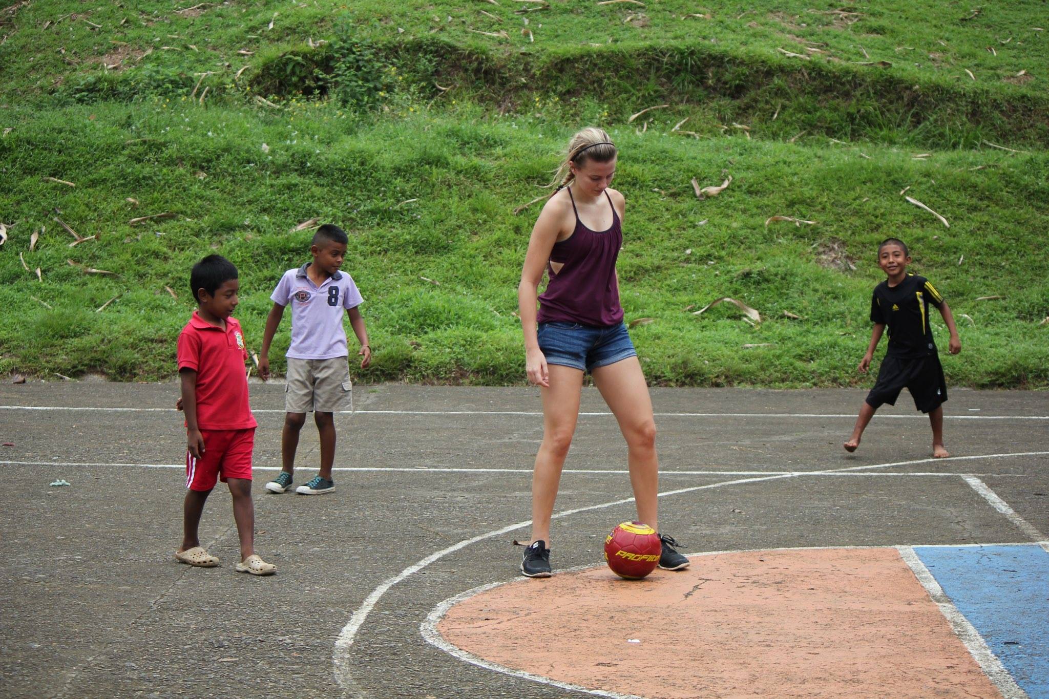 Alternative Spring Break in Panama